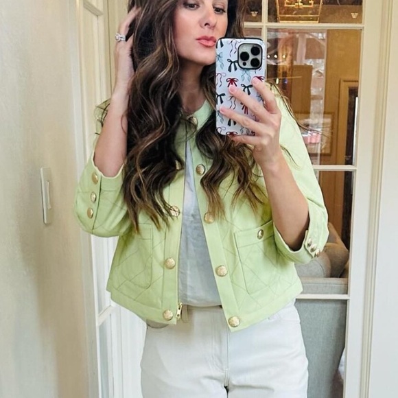 CAbi Jackets & Blazers - Cabi tea cake topper (wasn’t high demand and ended up selling out)✨